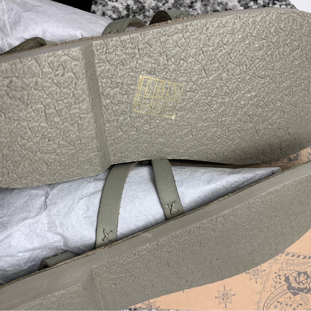 NWB FREE PEOPLE Vacation Day Wrap Sandal in Sky size 39❤️🎉🎄 - Picture 8 of 11